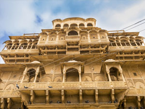 Taxi Services in Jaisalmer 