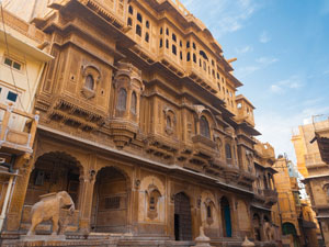 Taxi Services in Jaisalmer